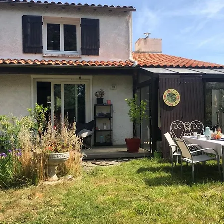Holiday home Les Libellules 8 Pers